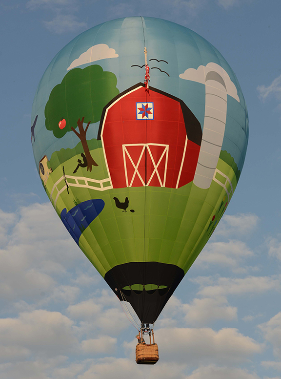 Hot air balloon named Time Flies, flown by Al Nels at the National Balloon Classic.